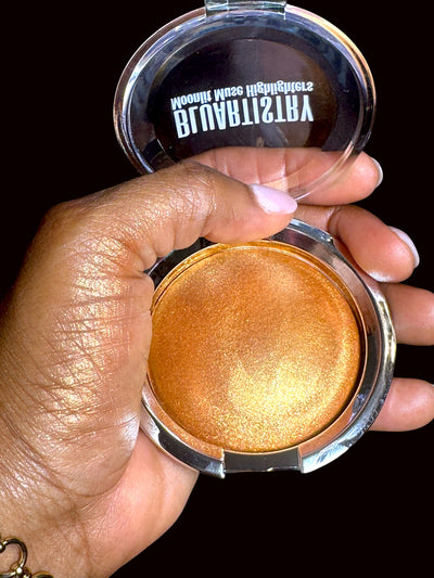 Moonlit Muse Highlighter