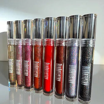 Love Theory Kisses Lipgloss