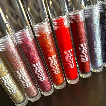 Love Theory Kisses Lipgloss