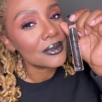 Love Theory Kisses Lipgloss