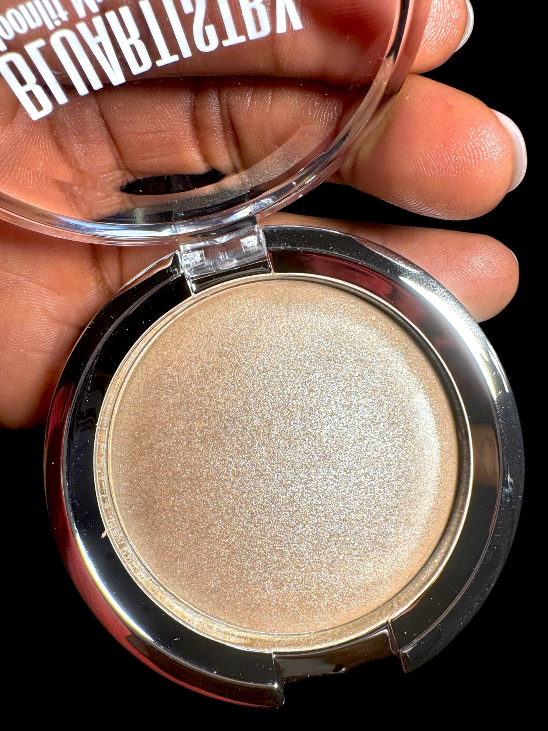 Moonlit Muse Highlighter